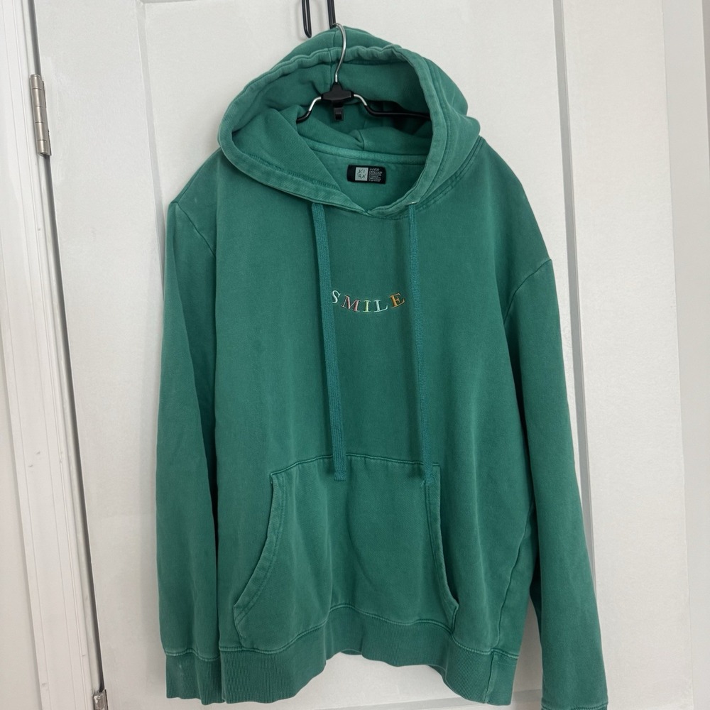 LIRA Green SMILE Embroidered Hoodie Women's Size M Kangaroo Pocket